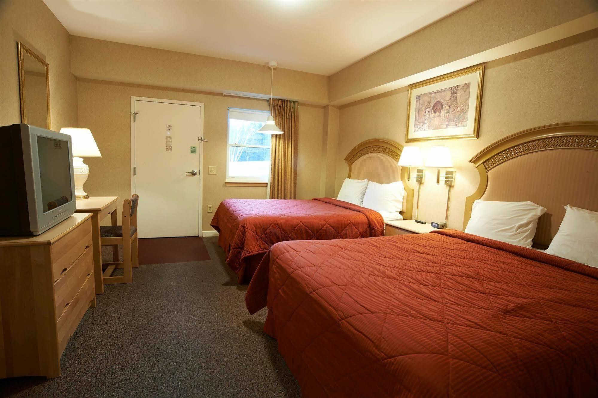 Hillside Inn Киллингтон Экстерьер фото